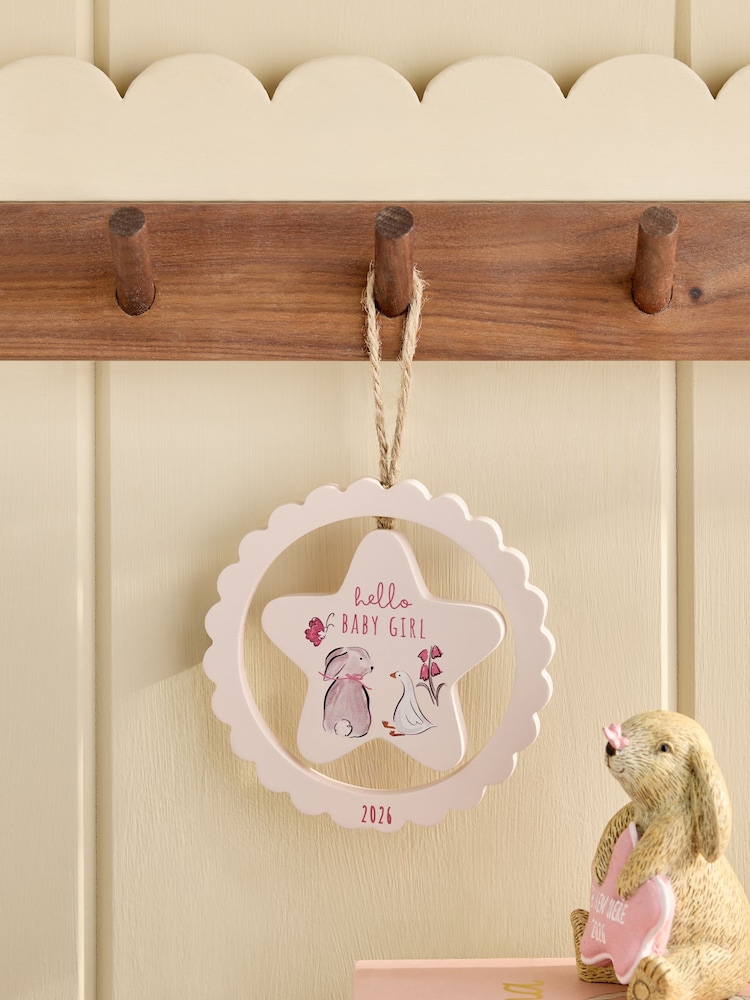 Viseč okras za deklice Born In 2026 - Slika 1 iz 3