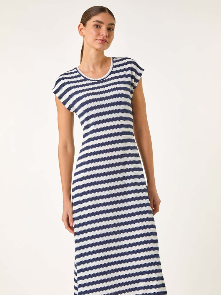 Vestido midi con diseño de ganchillo a rayas de Roman - Imagen 2 de 5 Vestido midi con diseño de ganchillo a rayas de Roman - Imagen 2 de 5