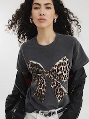 River Island Washed Leopard Bow 100% Cotton T-Shirt - Imagen 4 de 4