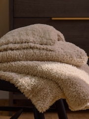 Natural Eyelash Faux Fur Throw - Image 3 of 4