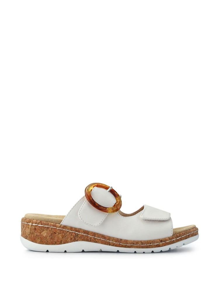 Blanco - Pavers Wide-Fit Dual-Fasten Sandals - Imagen 1 de 5 Blanco - Pavers Wide-Fit Dual-Fasten Sandals - Imagen 1 de 5