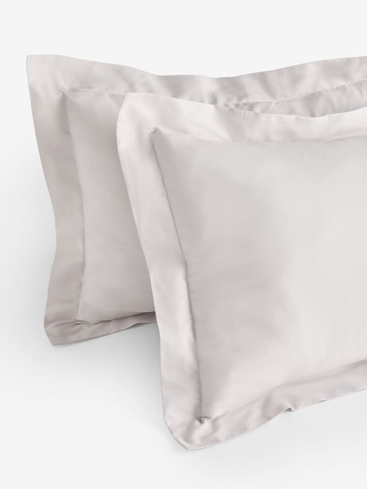 Set of 2 Natural Collection Luxe 200 Thread Count Egyptian Cotton Pillowcases - Image 3 of 3