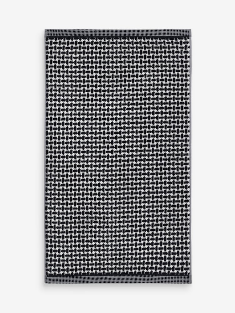 منشفة قطنية بنقشة هندسية - صورة 4 من 4 منشفة قطنية بنقشة هندسية - صورة 4 من 4