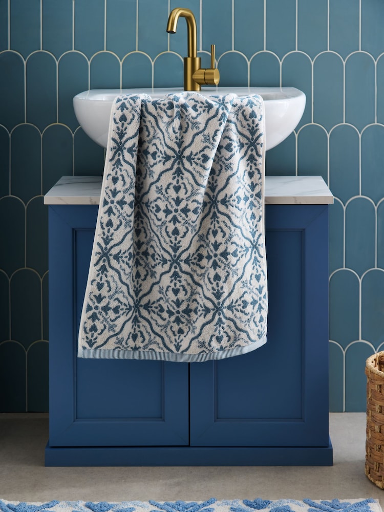 Geo Tile 100% Cotton Towel - صورة 1 من 3 Geo Tile 100% Cotton Towel - صورة 1 من 3