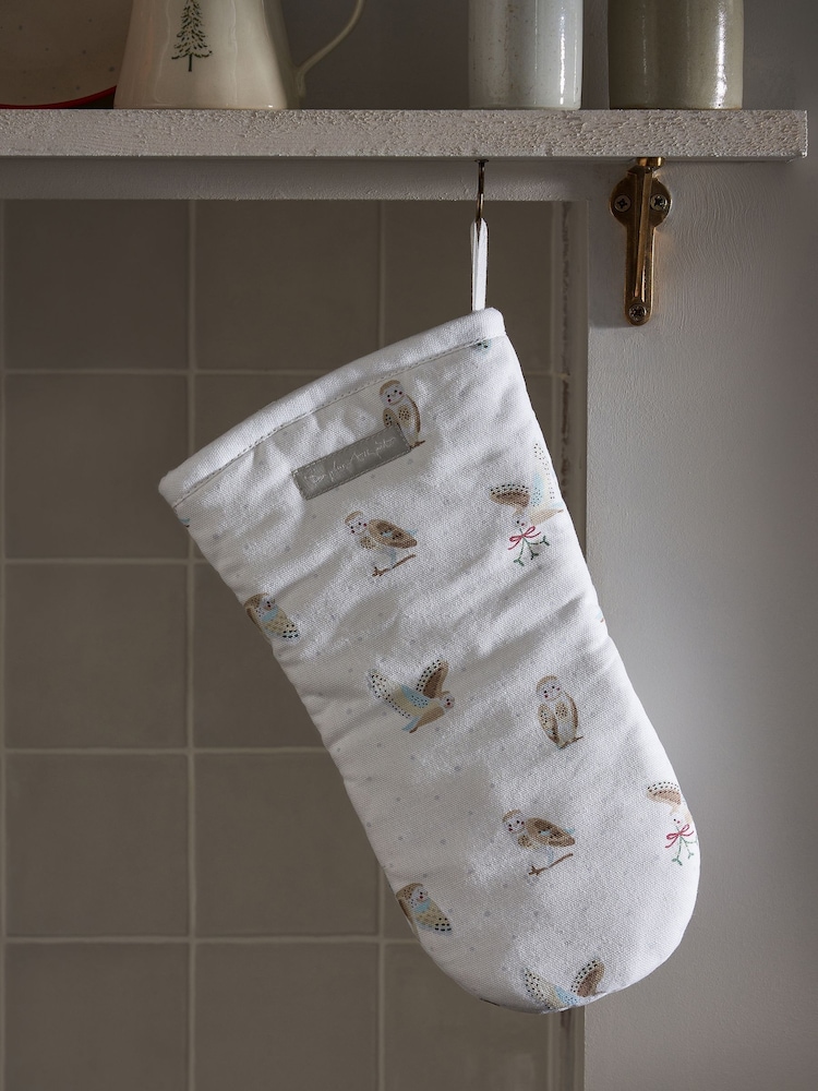 Sophie Allport Off White Snowy Owls Oven Mitt Gloves - Image 1 of 3
