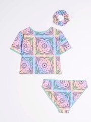 Conjunto de bikini con camiseta bandana para niña de River Island - Imagen 2 de 4