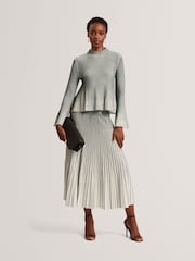 Blusa canelada Ted Baker Aeris com bainha e mangas caneladas - Imagem 2 de 8