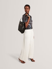 Preto - Ted Baker Small Taala Soft Slouch Leather Tote - Imagem 2 de 7