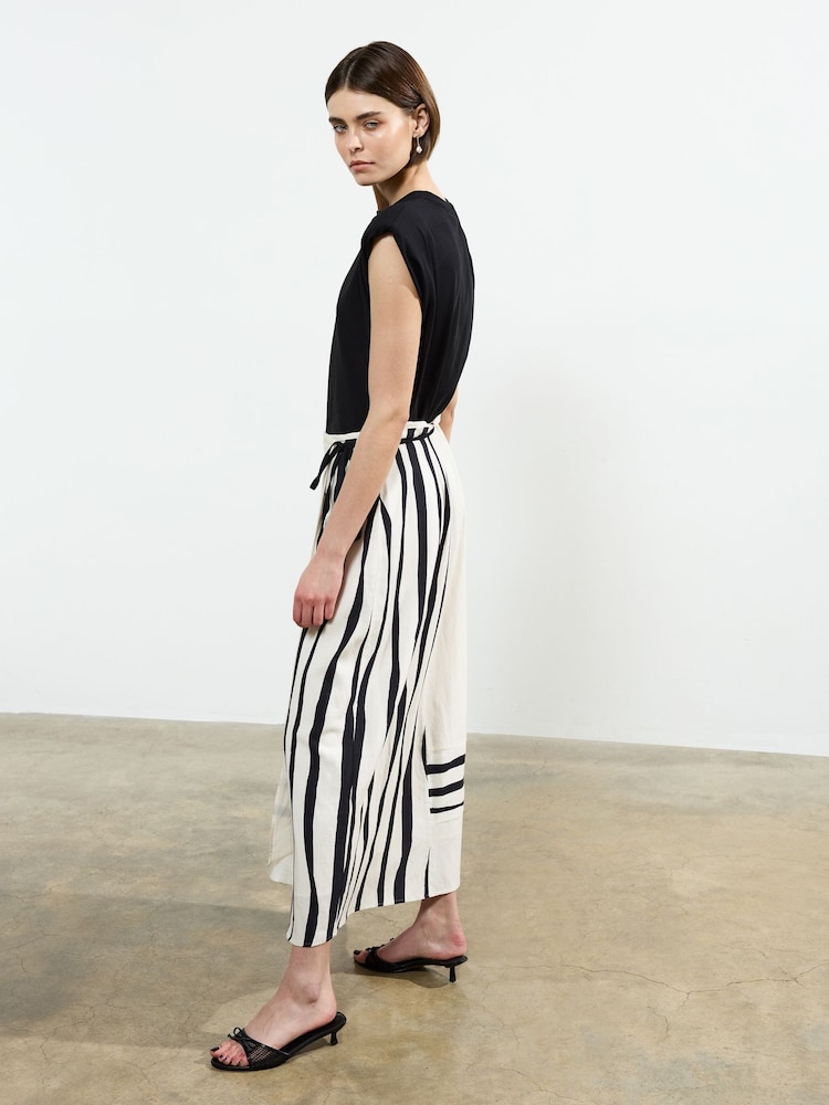 French Connection White Genevieve Ariette Skirt - Image 2 of 4