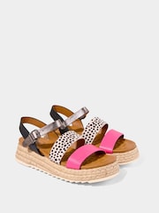 Joe Browns plataforma alpargatas com tiras manchadas Sandals - Imagem 3 de 4