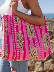 Joe Browns Pink 100% Cotton Tiger Print Quilted Tote Bag - Image 2 of 6