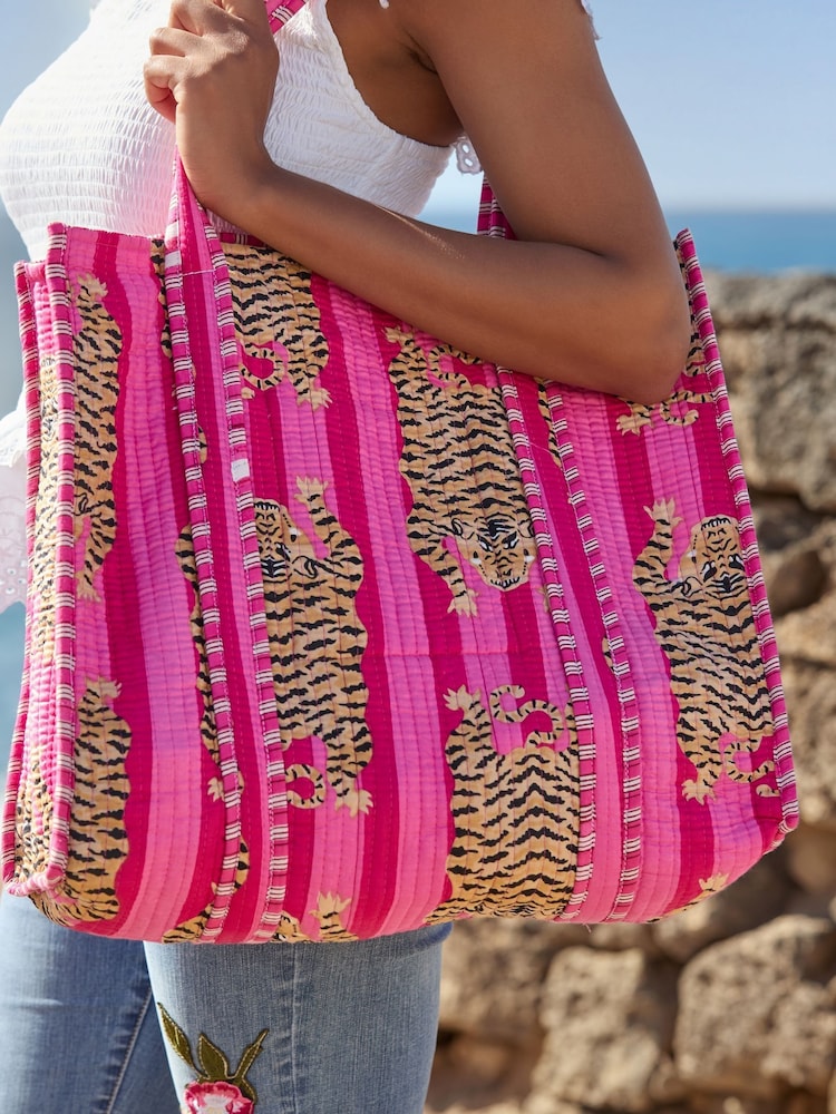 Joe Browns Pink 100% Cotton Tiger Print Quilted Tote Bag - Image 2 of 6