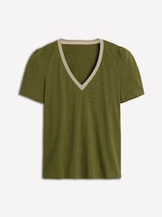 Verde - Boden Metallic Trim V-Neck T-Shirt - Imagen 5 de 5