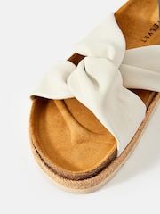Mint Velvet Bryony Leather Flat Sandals - Imagen 3 de 4