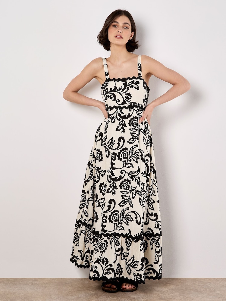 Apricot Cream Monochrome Big Scale Sarasa Midi Dress - Image 2 of 5