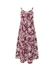 Evans Red Printed Pleated Swing Dress - Image 5 of 5