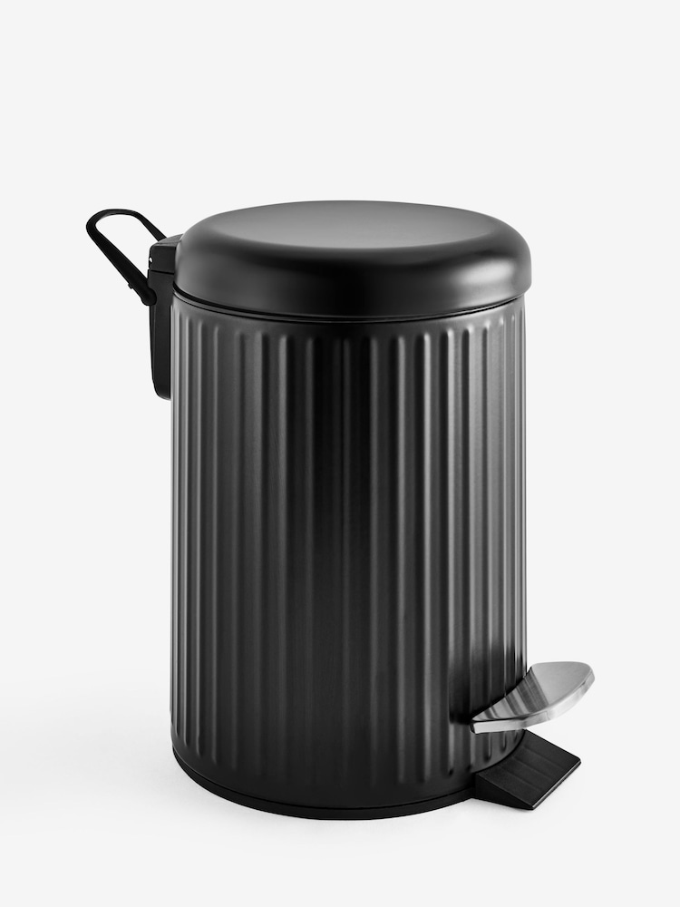 Black Rib Soft Close 3 Litre Pedal Bin - Image 4 of 4 Black Rib Soft Close 3 Litre Pedal Bin - Image 4 of 4