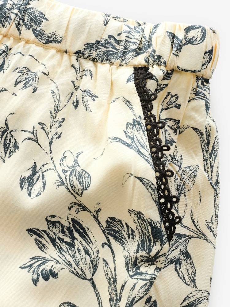 Laura Ashley Monochrome Lloyd Viscose Button Through Pyjamas - Image 12 of 12