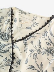 Laura Ashley Monochrome Lloyd Viscose Robe - Image 2 of 4