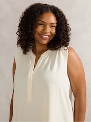 Live Unlimited Curve V-Neck Blouse - Imagen 2 de 3