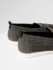 siva - Threadbare Faux Suede Woven Loafers - Slika 4 iz 4