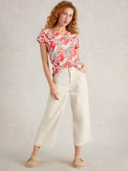 Coral - Camiseta de algodón 100  con muesca en el cuello Nelly de White Stuff - Imagen 1 de 6