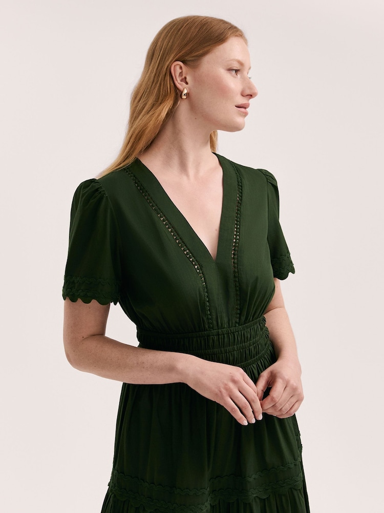 Finery Green Wren Cotton Ric Rac Detail Tiered Midi Dress - Image 3 of 4