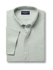 Charles Tyrwhitt Green Plain Classic Fit Short Sleeve Button-Down Stretch Washed Oxford 100% Cotton Shirt - Image 4 of 5