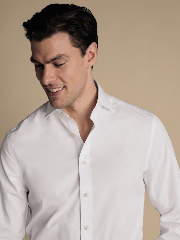 Charles Tyrwhitt Off White Classic Fit Non Iron Herringbone 100% Cotton Shirt - Image 2 of 5