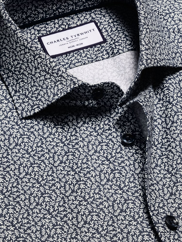 Charles Tyrwhitt Ink Blue Slim Fit Non-Iron Stretch Bird Printed 100% Cotton Shirt - Image 5 of 6
