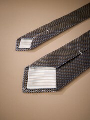 Orange Italian Silk Design Tie - Image 3 of 3