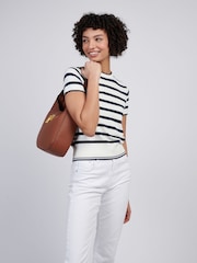 U.S. Polo Assn. Bolsa Hobo Earth Feminina - Imagem 8 de 8