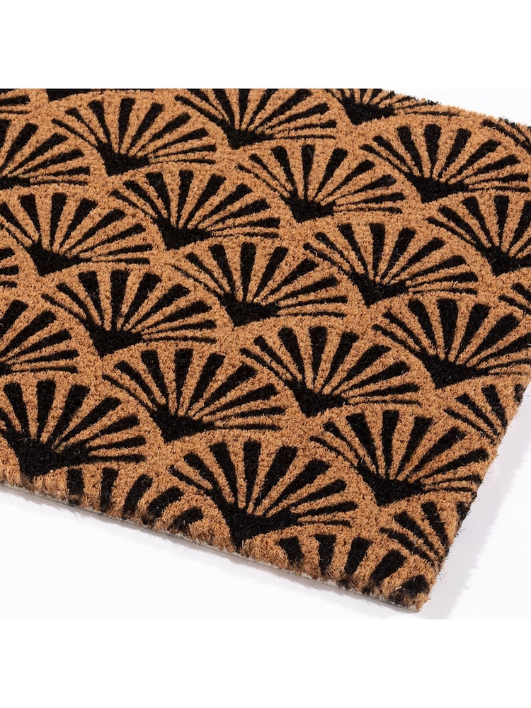 Esselle Natural Astley Scallop Deco Black Doormat 45x75cm - Image 2 of 5