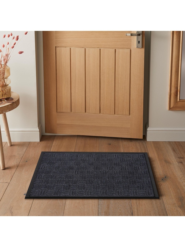 Esselle Grey Millbrook Cross Embossed Backed Polypropylene Doormat 45x75cm - Image 3 of 3