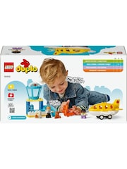 LEGO DUPLO Zum ersten Mal am Flughafen mit Spiel-Flugzeug 10443 - Bild 7 von 8