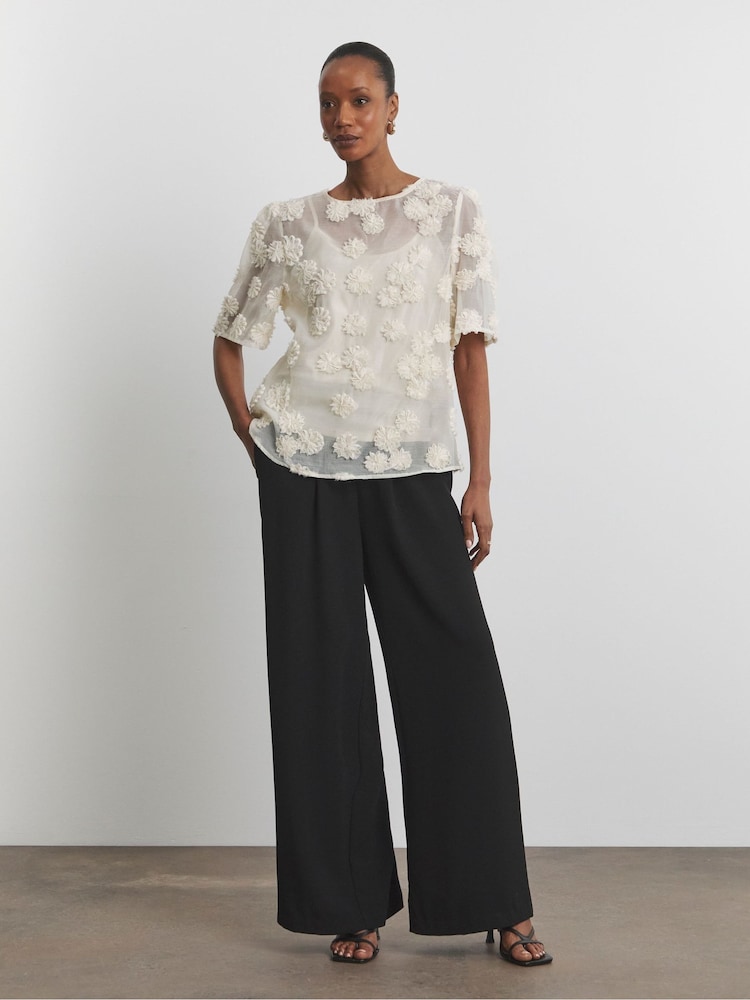 Joanna Hope Floral Textured White Blouse - Image 4 of 4 Joanna Hope Floral Textured White Blouse - Image 4 of 4