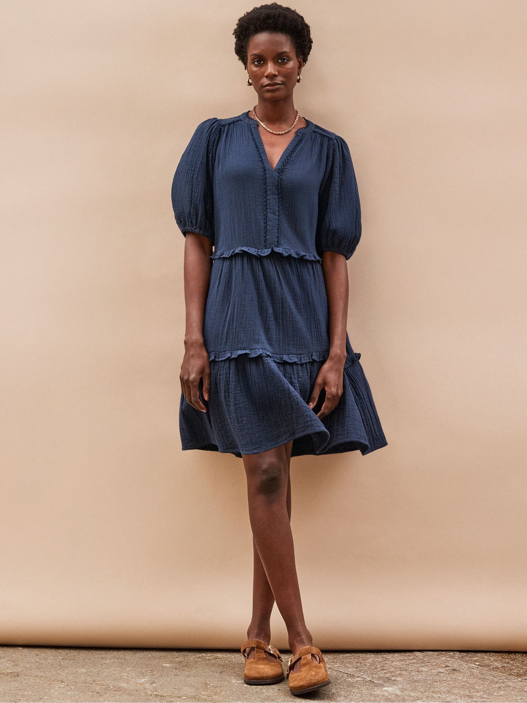 ブルーパラン　COTTON SHORT DRESS Buy Ro&Zo Blue Short Sleeve Cheesecloth 100% Cotton Mini Dress
