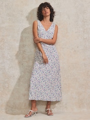Ro&Zo White Petite Ditsy V-Neck Midi Dress - Image 2 of 4