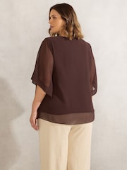 Live Unlimited Chocolate Keyhole Overlay Blouse - Imagem 3 de 3