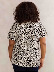 Live Unlimited Black Mono Print Pleat Front Nehru Collar Top - Image 2 of 3