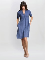 Gina Bacconi Blue Aaliyah Chambray Demin and Jersey Dress - Image 4 of 7