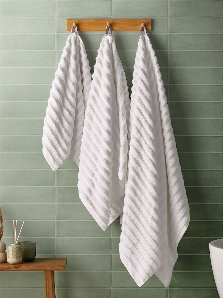 Silentnight 6 Pack White Ribbed Cotton Towel Bale - Image 1 of 6