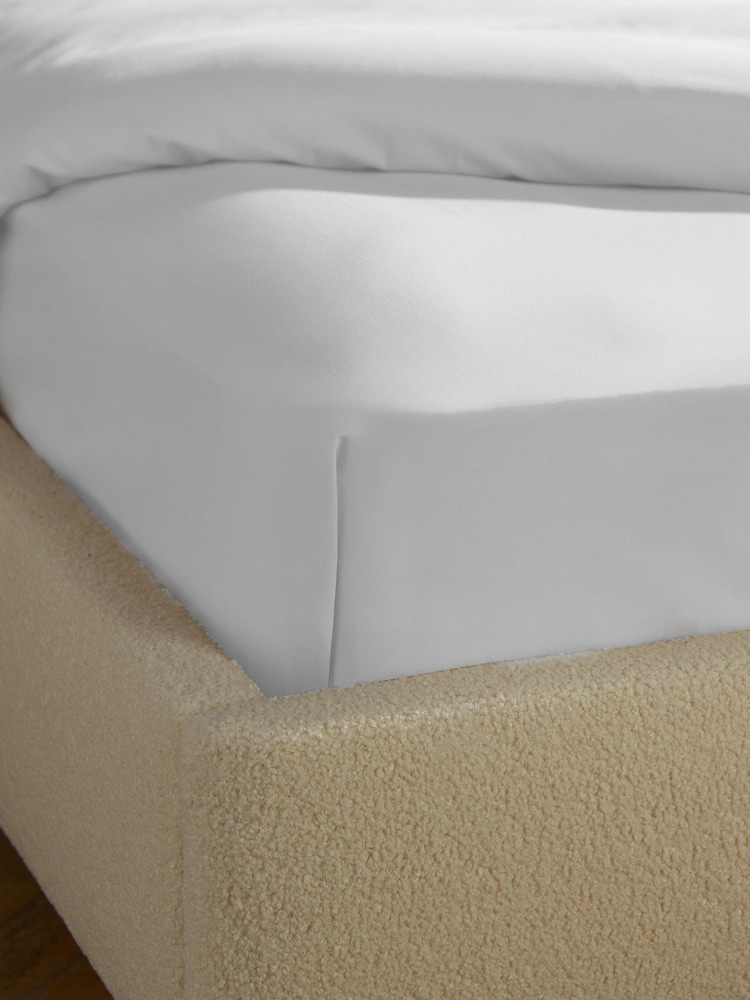 Silentnight White 100% Brushed Cotton Fitted Sheet - Image 1 of 6