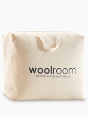 Woolroom Cream Deluxe Washable Light Wool Duvet - Image 4 of 4