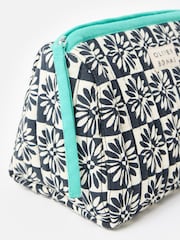 Oliver Bonas Black Daisy Chequerboard Quilted Wash Bag - Image 4 of 5