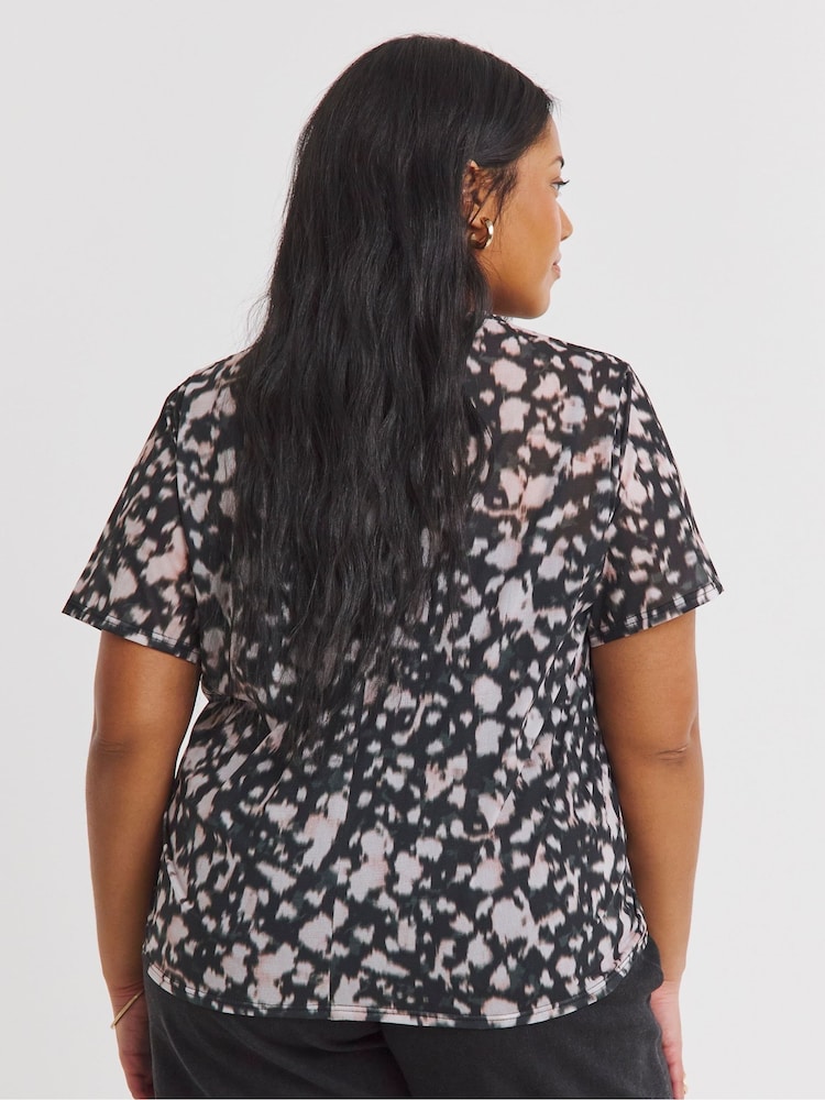 Simply Be Black Printed Mesh Relaxed Fit T-Shirt - Image 2 of 4