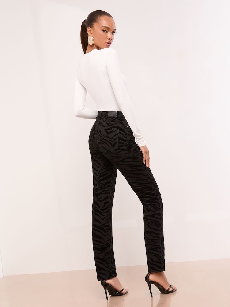 Black Flocked Zebra Print - Lipsy Straight-Jeans mit hohem Bund - Bild 2 von 4 Black Flocked Zebra Print - Lipsy Straight-Jeans mit hohem Bund - Bild 2 von 4