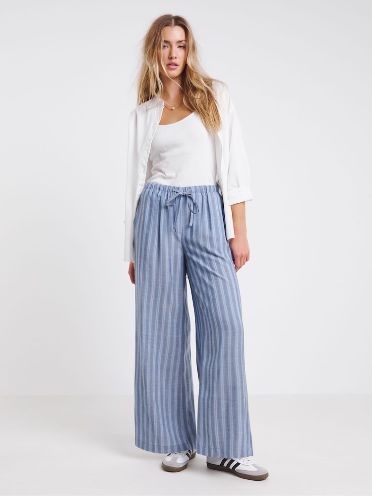 Simply Be Blue Wide Fit Tie Waist Wide Leg Trousers - Image 4 of 4