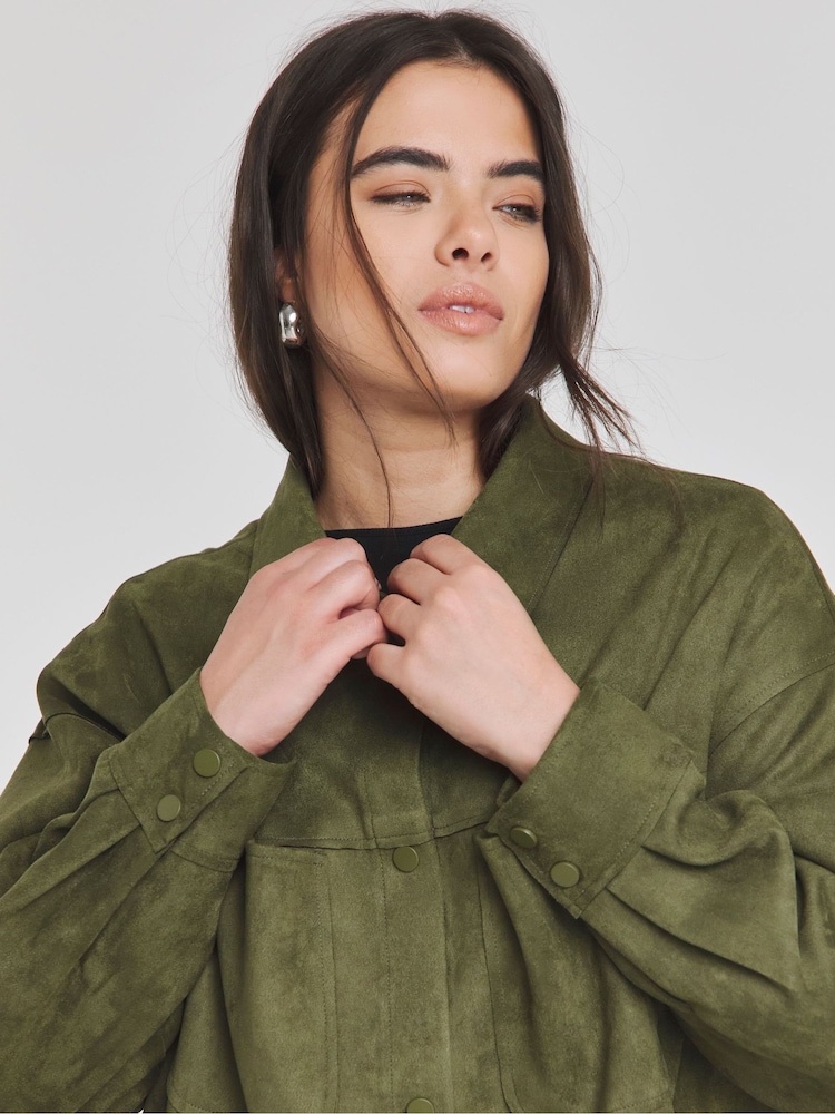 Simply Be Suedette Cropped Shacket - Imagen 4 de 4 Simply Be Suedette Cropped Shacket - Imagen 4 de 4