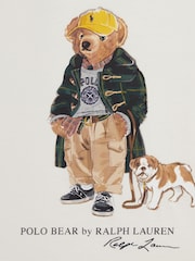 Bela - Polo Ralph Lauren fantovska majica s kratkimi rokavi, grafiko medveda in kontrastnim potiskom medveda - Slika 3 iz 3